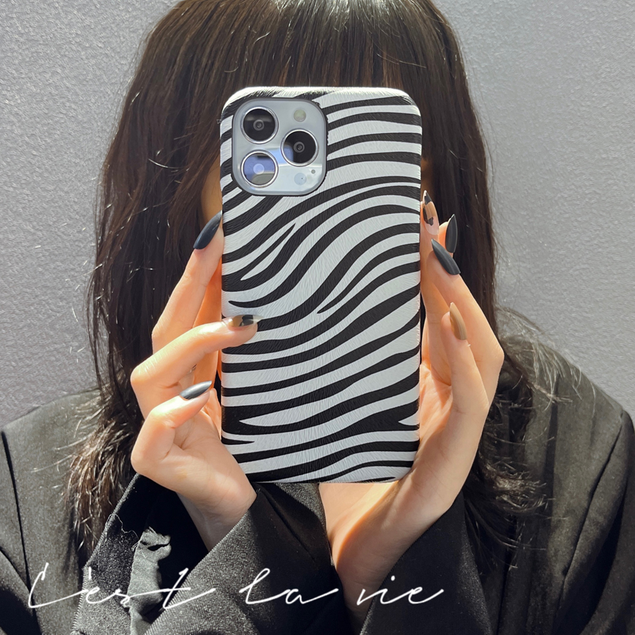 Vogue Zebra Print Grain Phone  – Phone Cases Vogue recenzja i cena