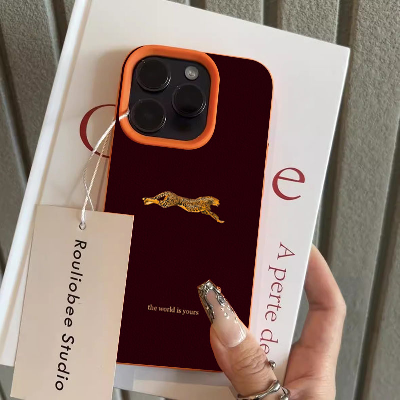 Minimalist Leopard Running Pat – Phone Cases Leopard Print recenzja i cena